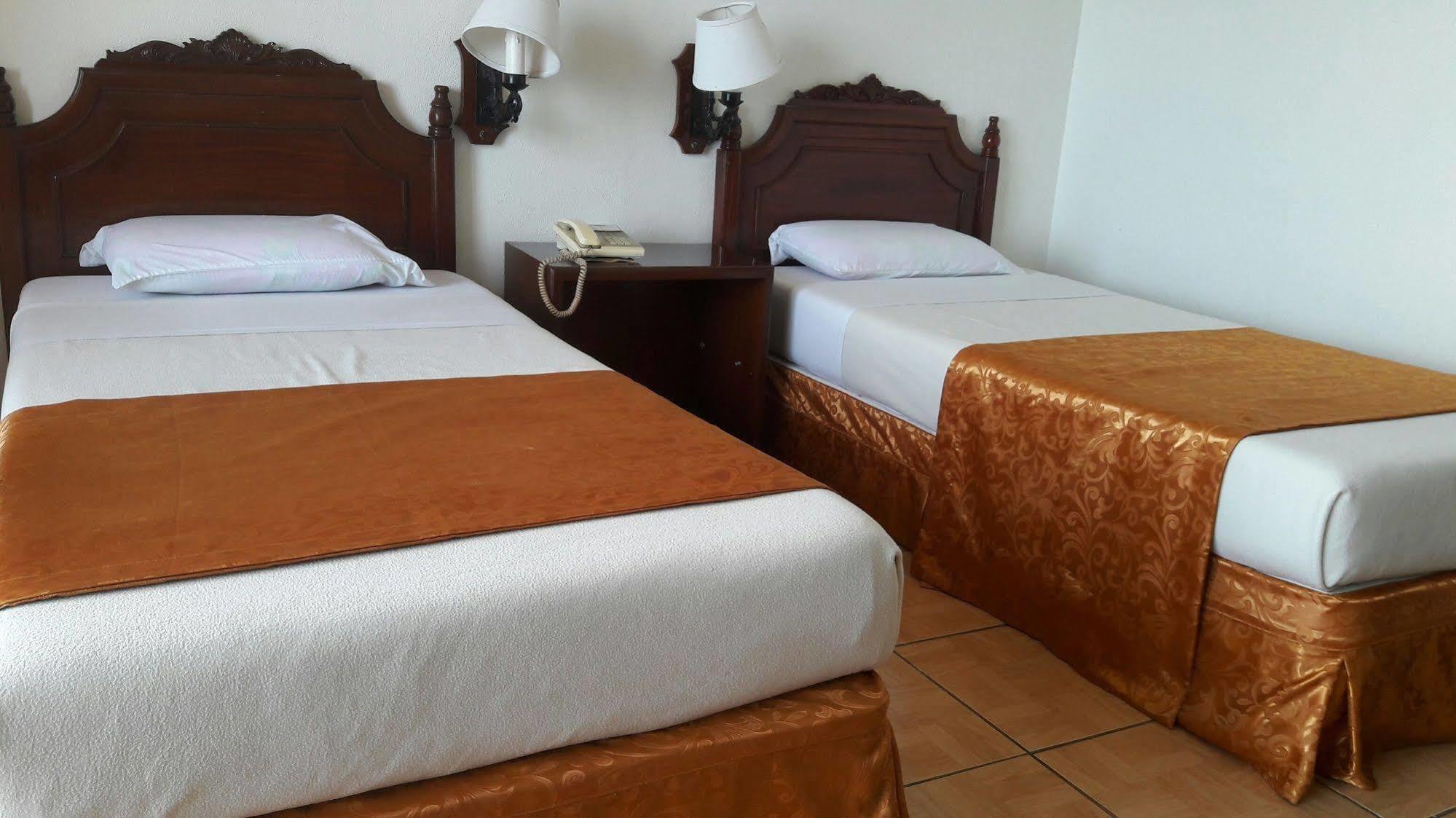 Don Felipe Hotel Ормок Экстерьер фото